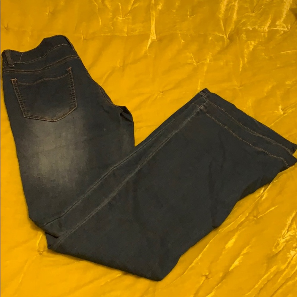 Flared leg jeans